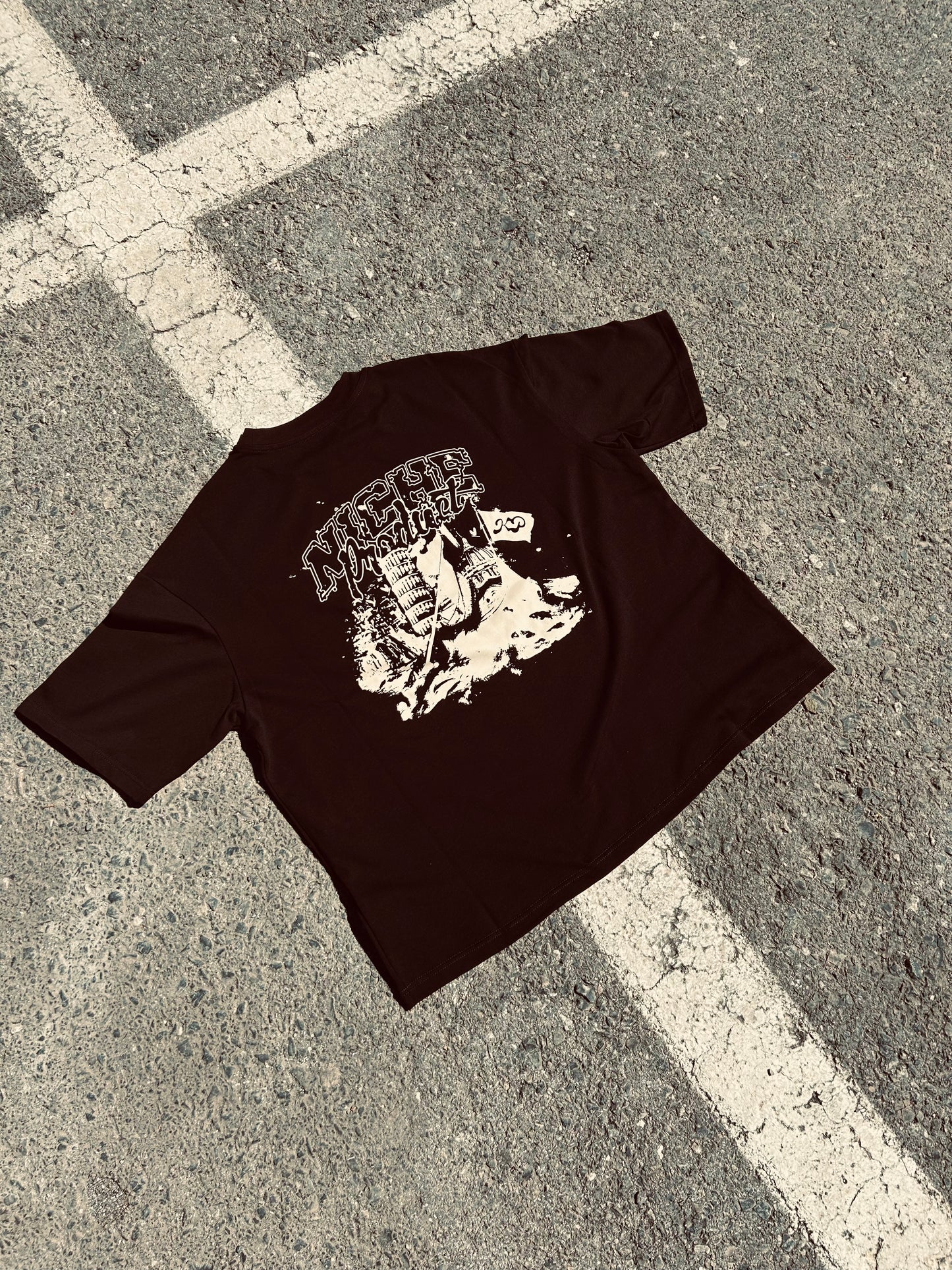 T-SHIRT BLACK “NICHE PRODUCT”